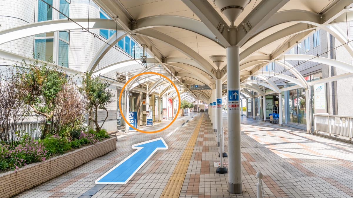 大阪モノレール「千里中央」駅からの行き方