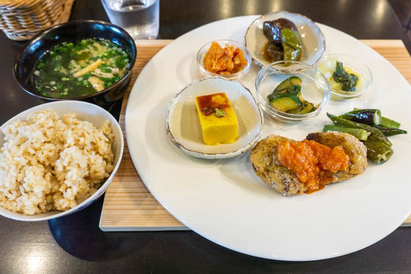 塩と発酵食 宙（sora）