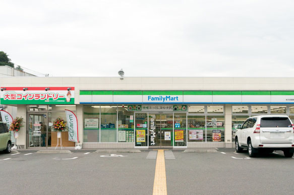 ファミリーマート 枚方招提南町店