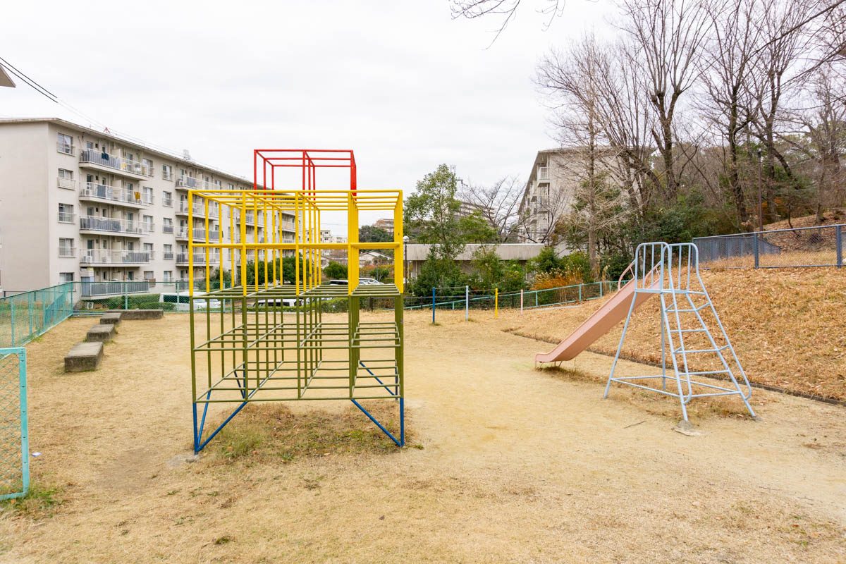 茶山台B団地:公園