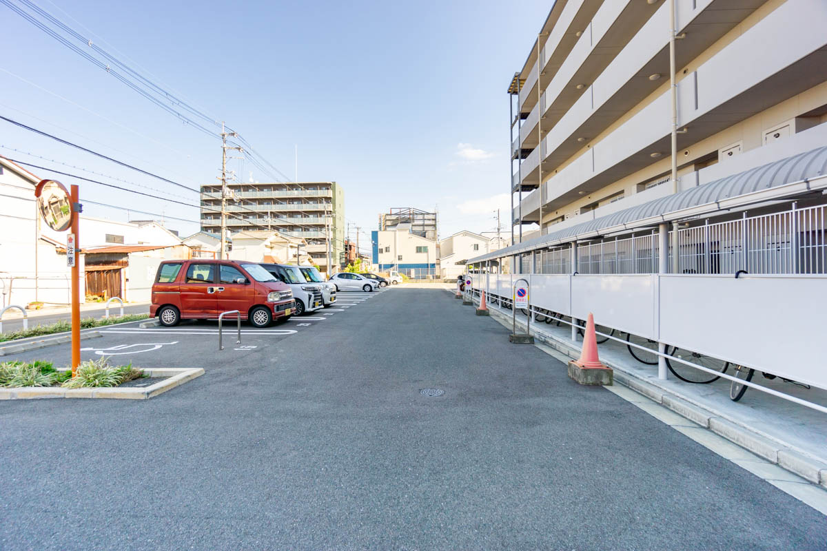 OPH長瀬さくらテラス:駐車場